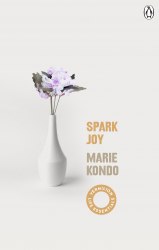 Spark Joy: An Illustrated Guide to the Japanese Art of Tidying - Marie Kondo Vermilion